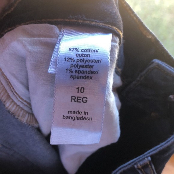 Maurice’s High Rise Curvy Jeans - Picture 4 of 4